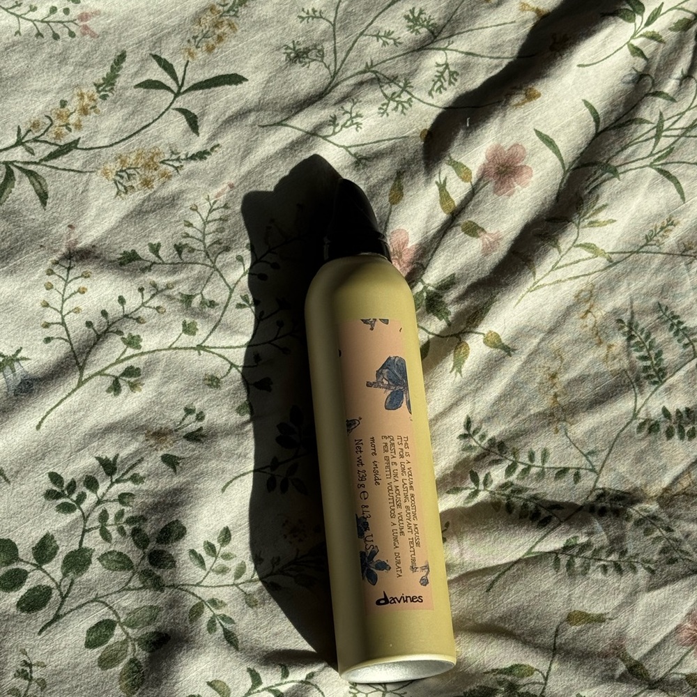 Davines “this is a volume boosting mousse” - Picture 4 of 6